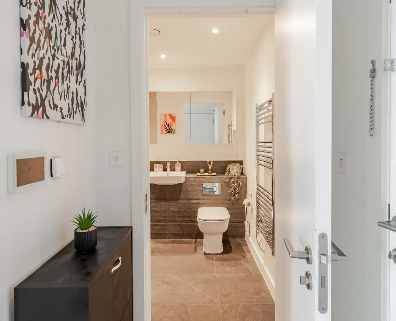 Apartment High-Spec Apartment- Prime East London - Near O2 Arena